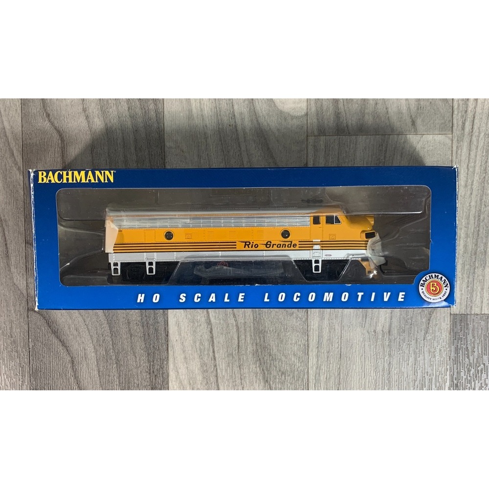 HO Scale Bachmann 63707 DRGW Rio Grande F7B Diesel Locomotive